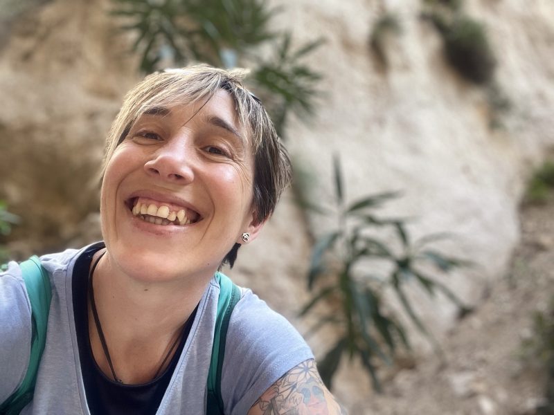 SANDRA TRONCOSO BOHORQUEZ. Santosha tu centro de yoga